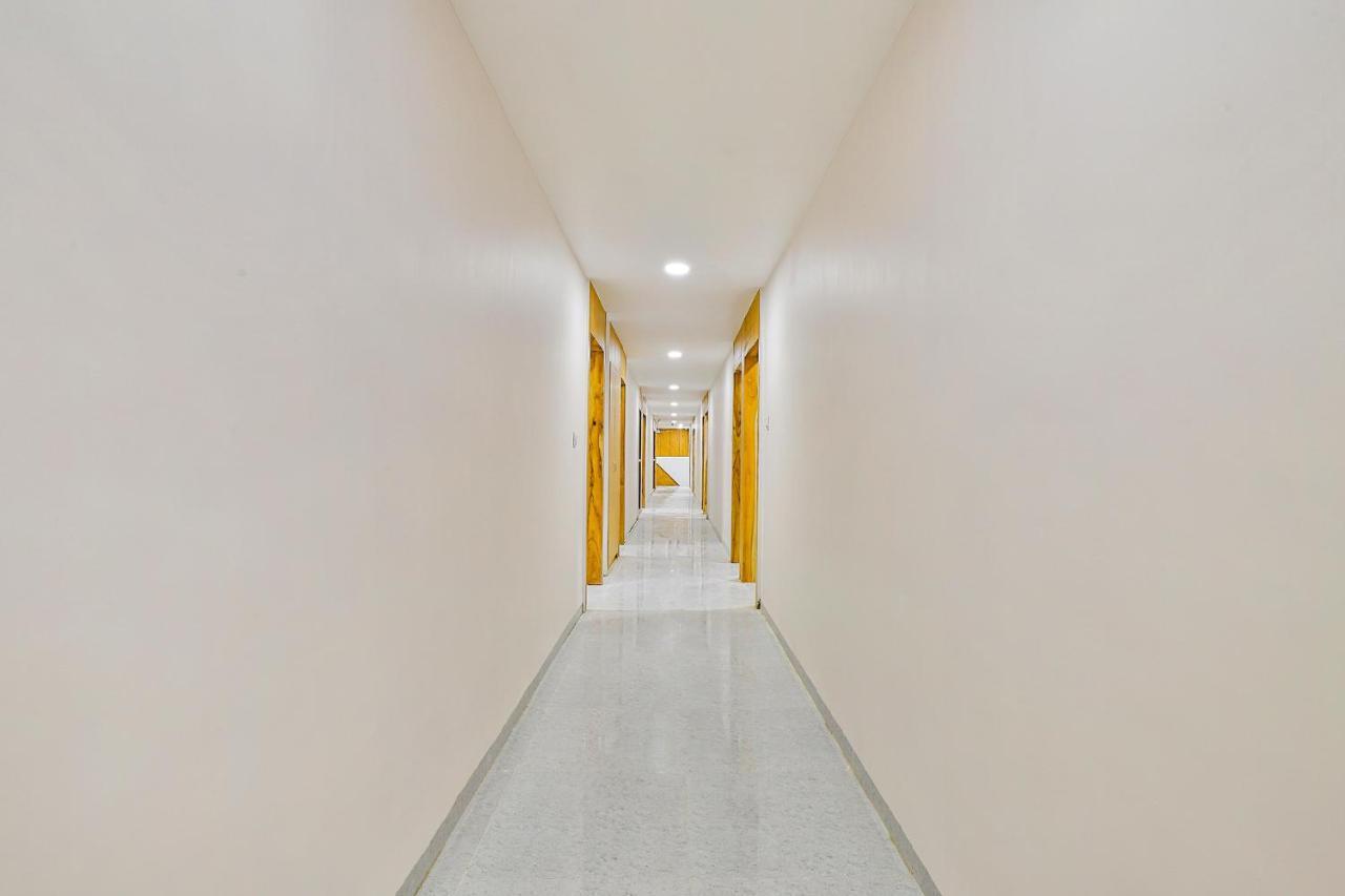Fabhotel Parkland A Ahmadábád Kültér fotó
