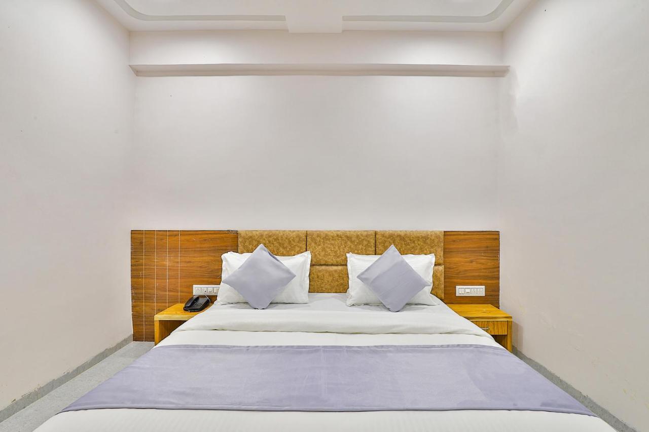 Fabhotel Parkland A Ahmadábád Kültér fotó