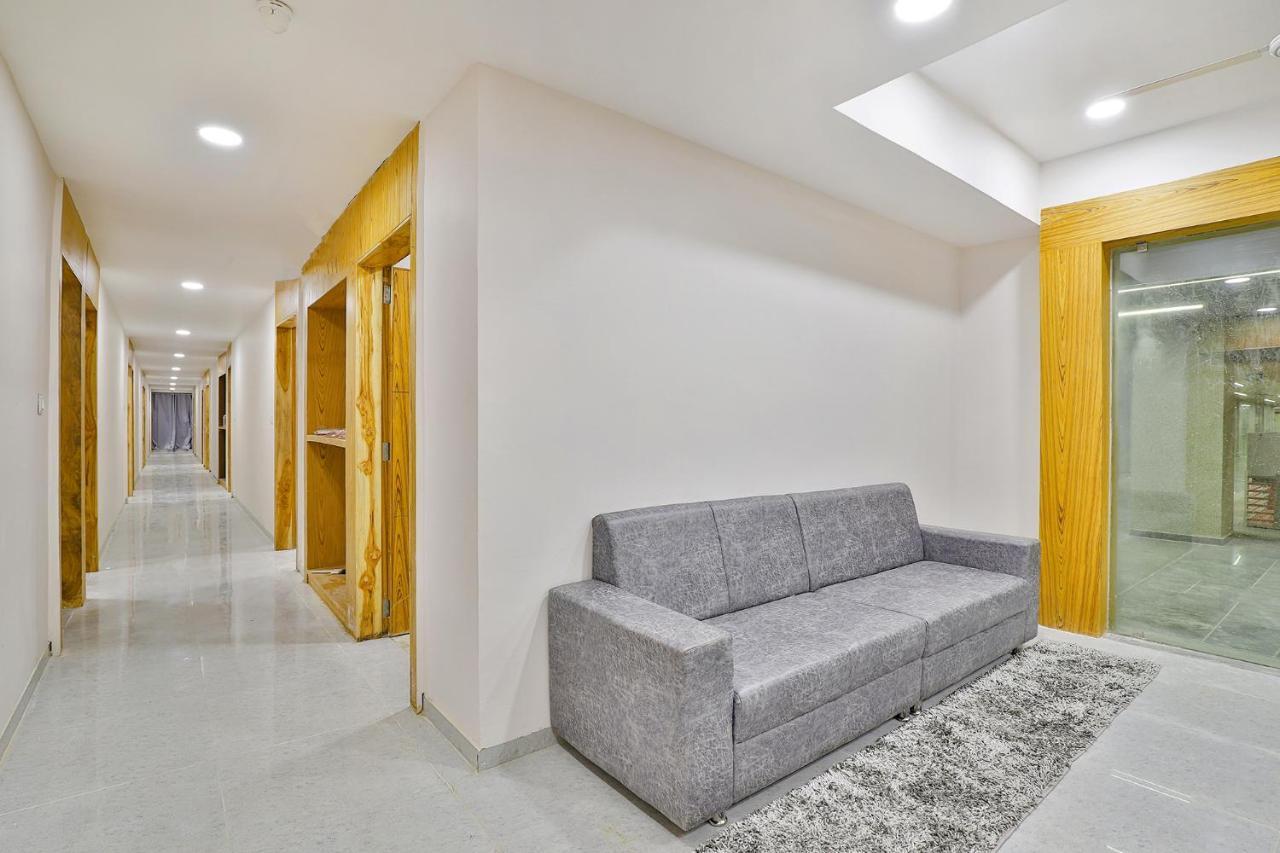 Fabhotel Parkland A Ahmadábád Kültér fotó